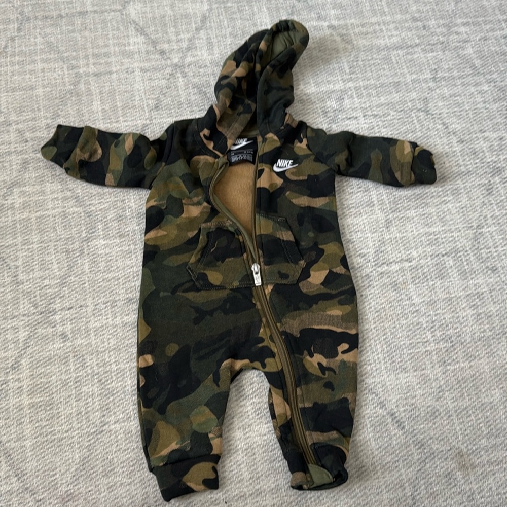 Nike zip up coverall 3M